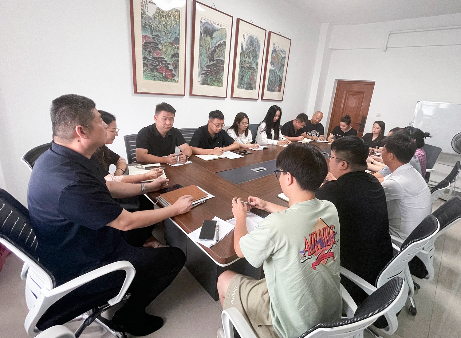 碧水｜周一會(huì)議：總結(jié)過(guò)往，共創(chuàng)新程